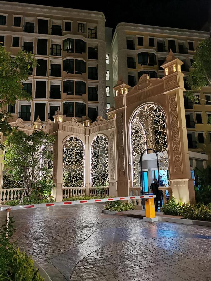 Espana Condo Resort Джомтьен Экстерьер фото